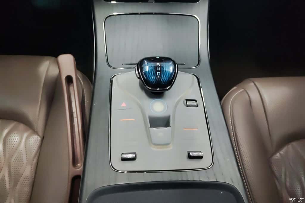 BYD Han, 2023 16