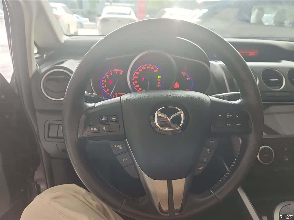 Mazda CX-7, 2014 11