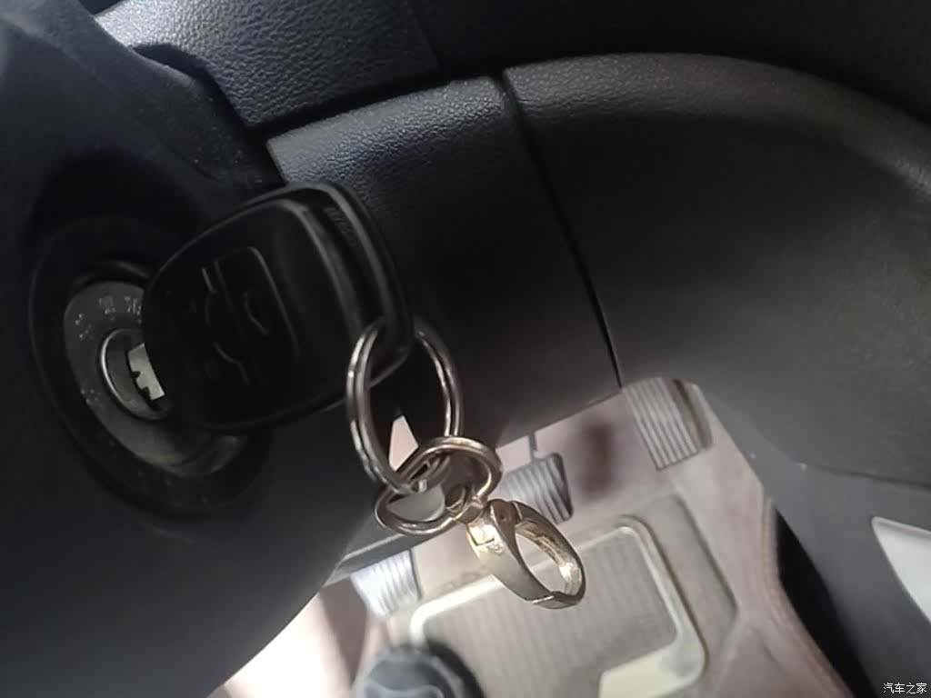 Changan CS35, 2014 15