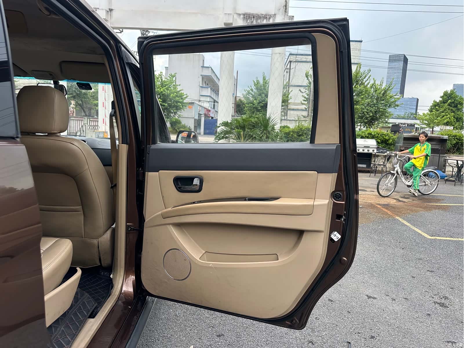 Wuling Hongguang, 2014 14