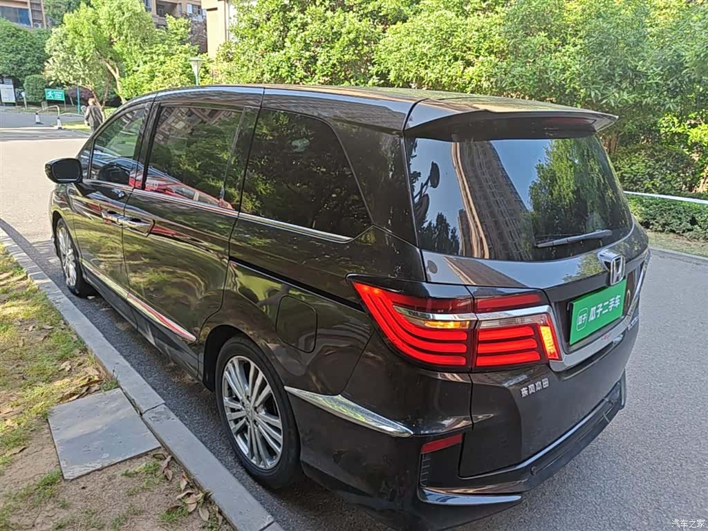 Honda Elysion, 2019 все фото