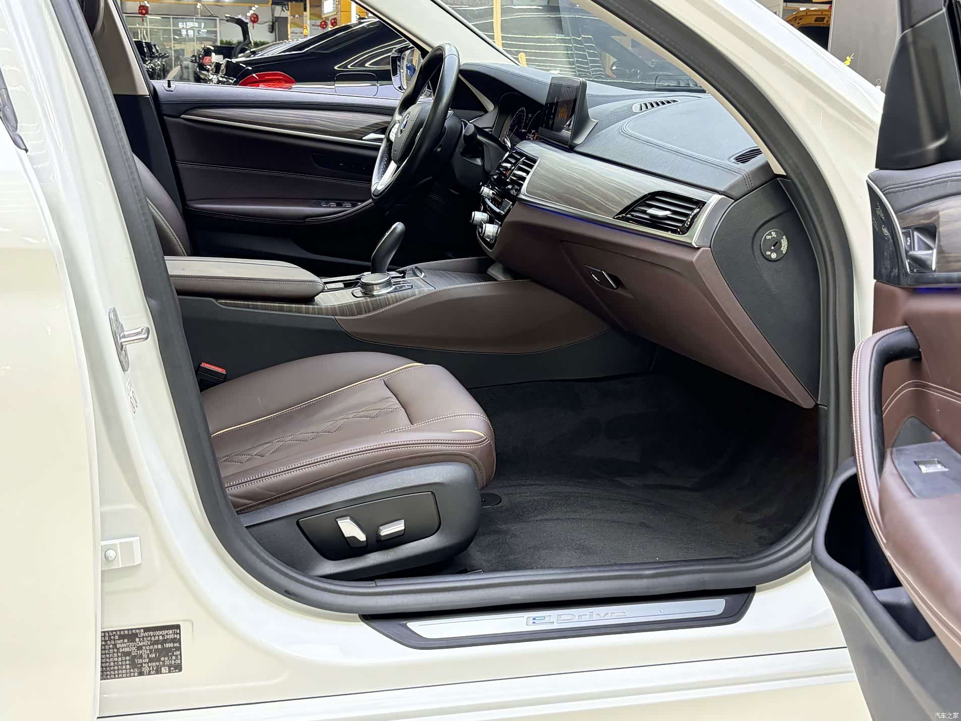 BMW 5 Series, 2018 все фото