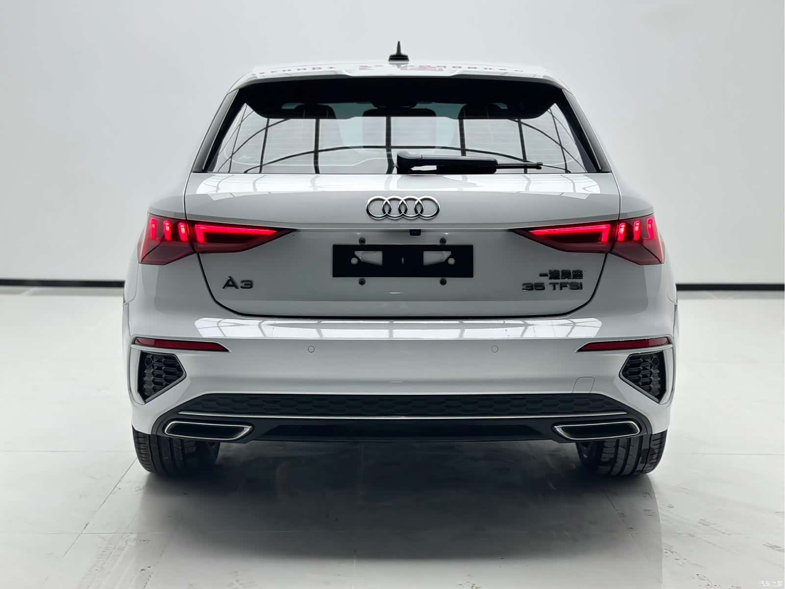 Audi A3, 2023 все фото