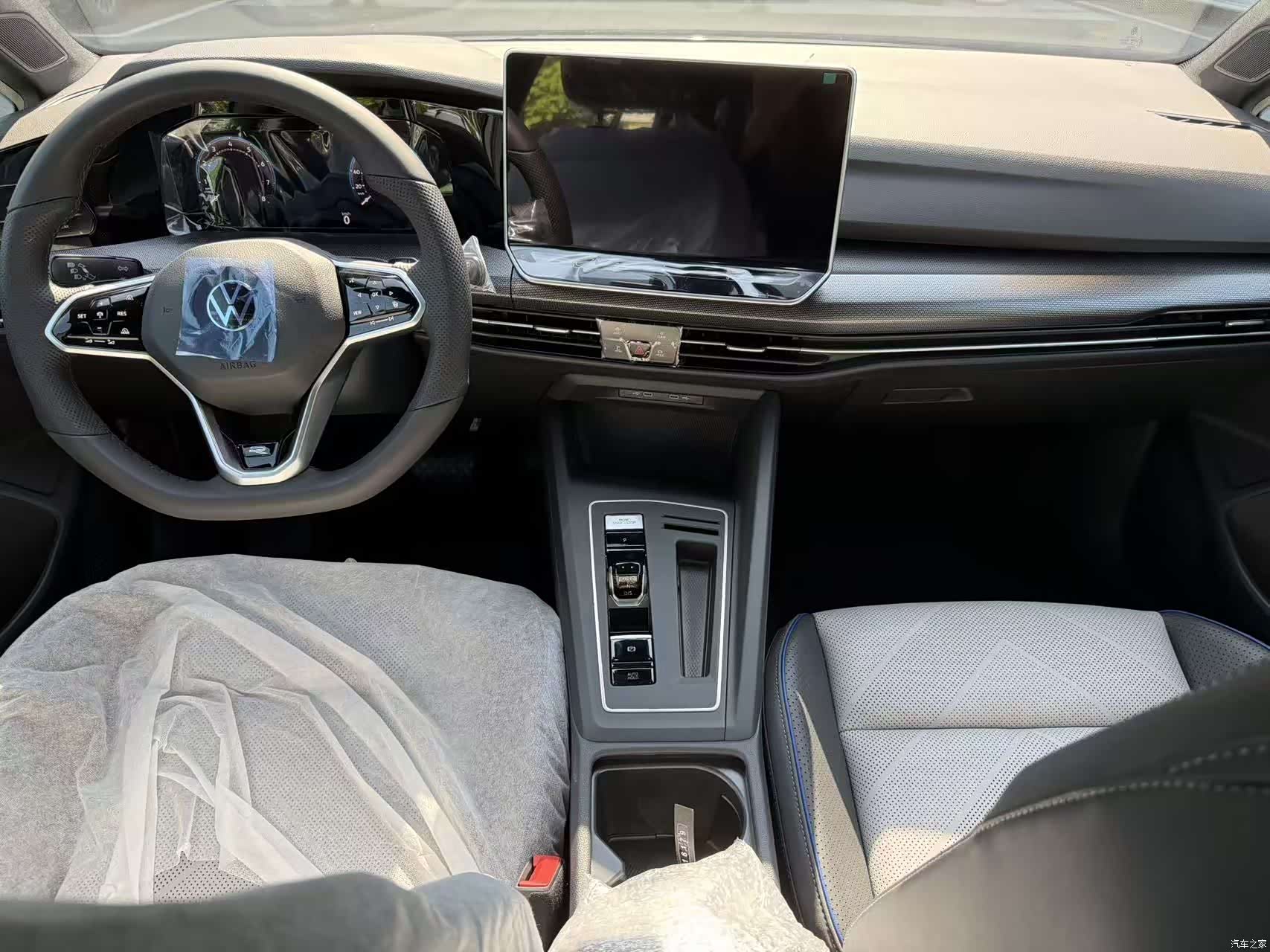 Volkswagen Golf, 1900 7
