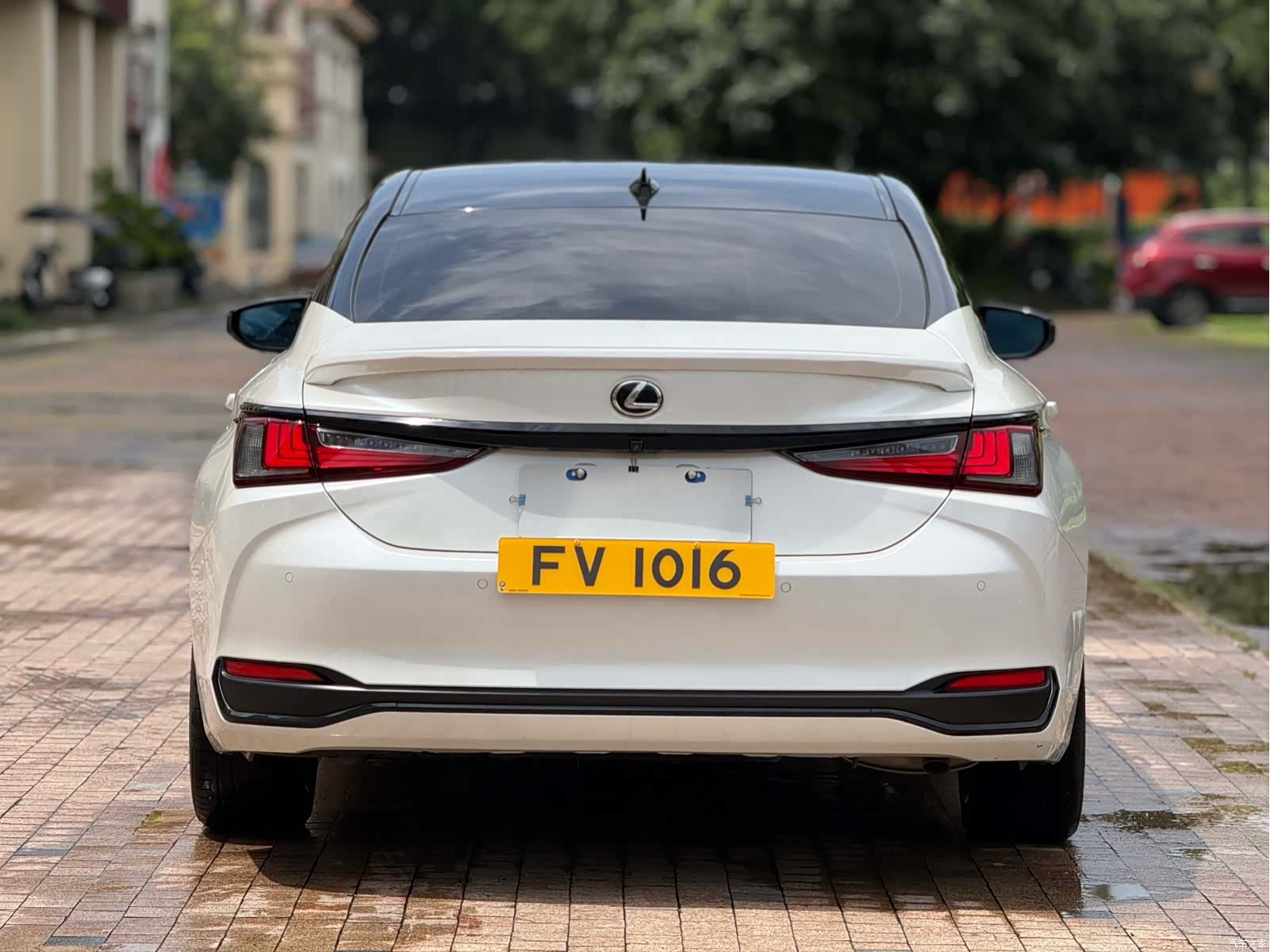 Lexus ES, 2024 все фото