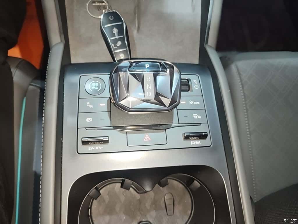 BYD Qin, 2025 14