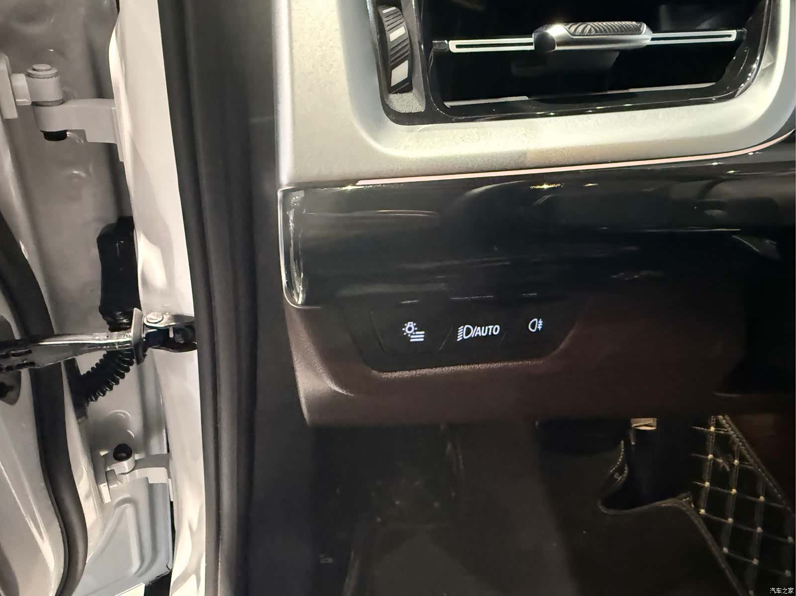 BMW X1, 2023 11
