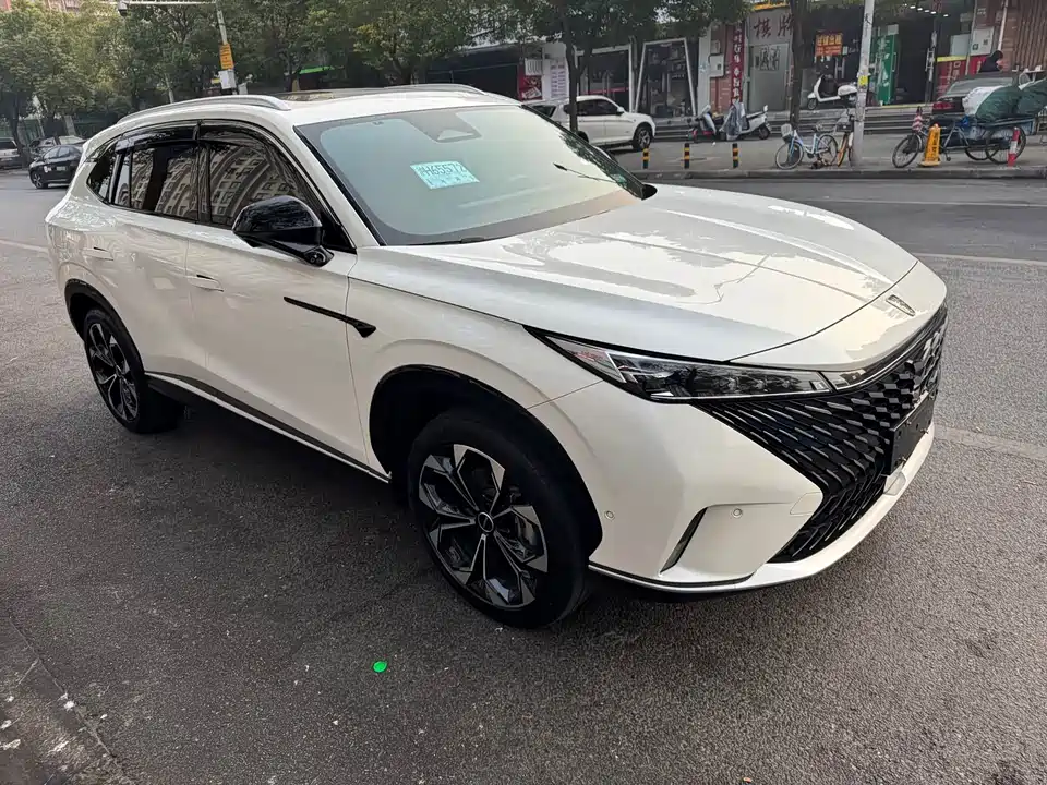 Roewe RX5