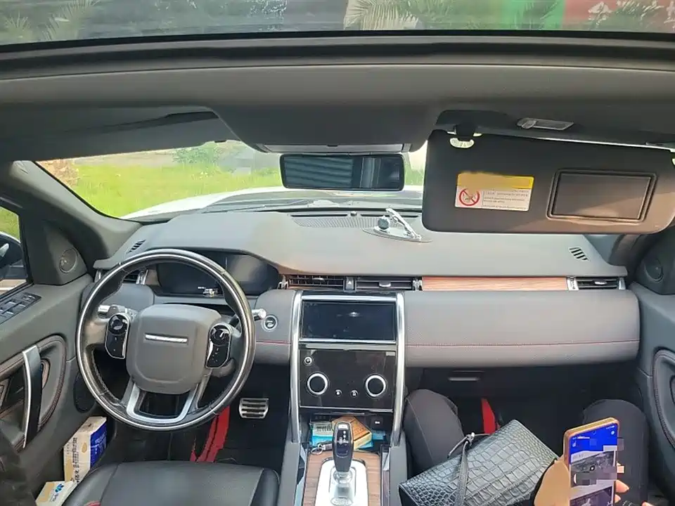 Land Rover Discover sports