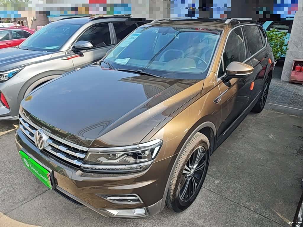 Volkswagen Tiguan L