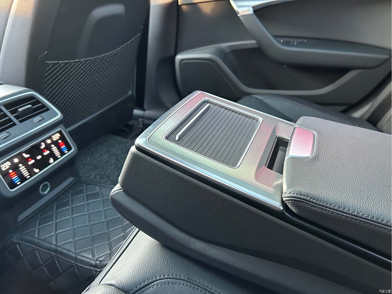 Audi A6L, 2020 16