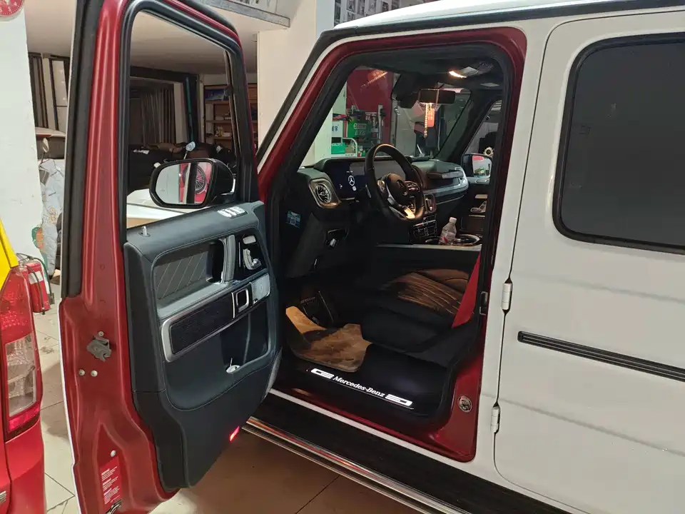 Mercedes-Benz G-class