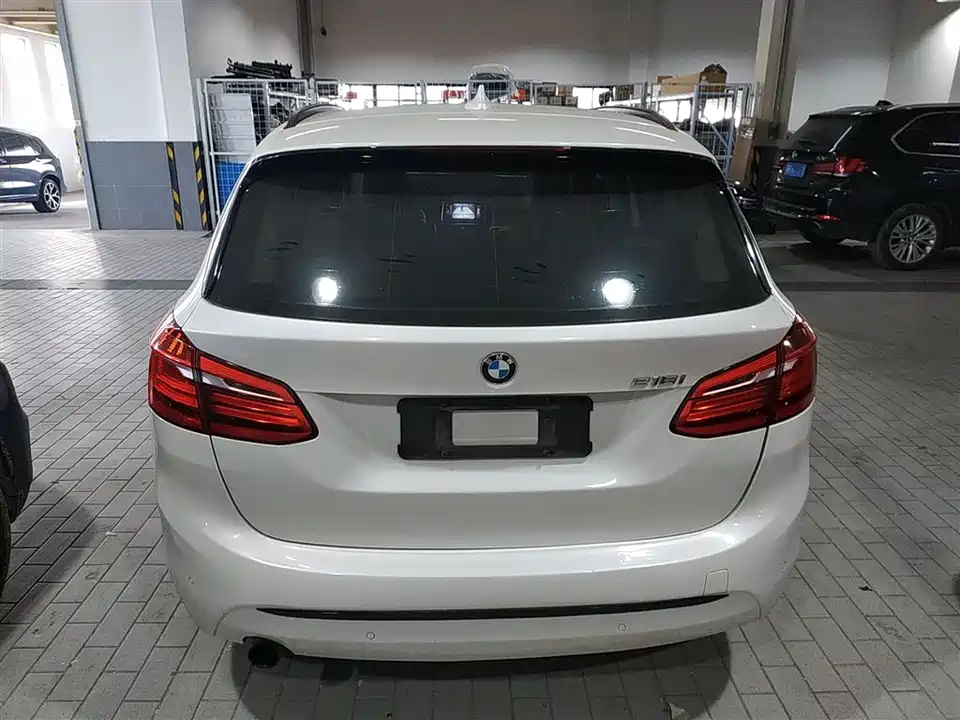 BMW 2 series station wagon