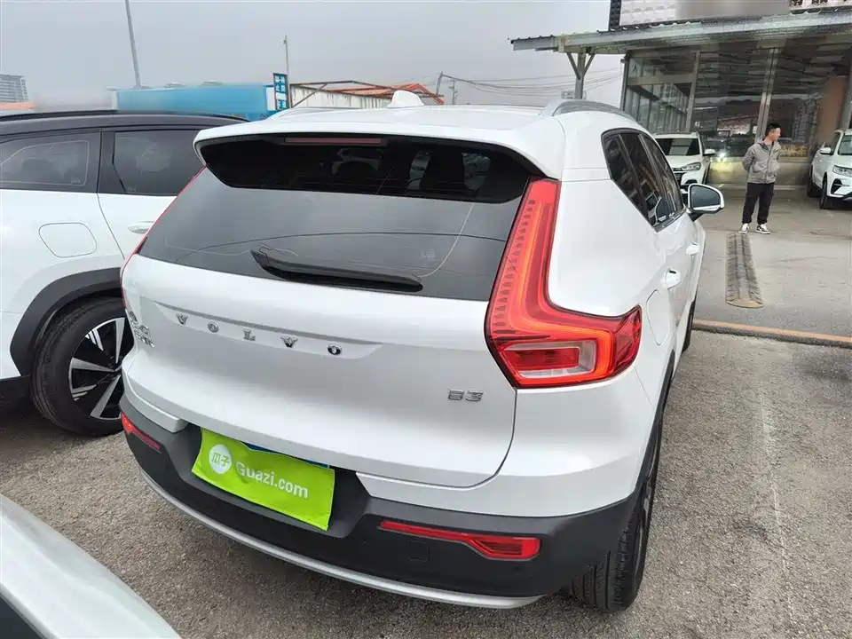 Volvo XC40