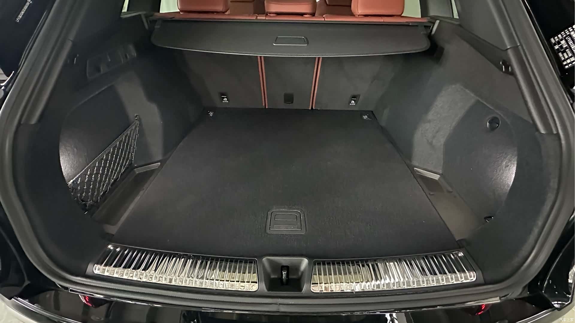 Audi Q5L, 2025 14