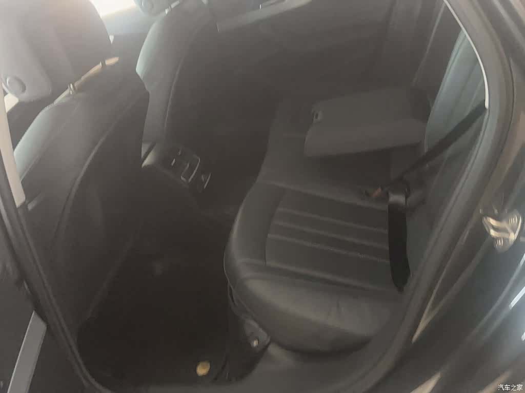 Audi A4L, 2022 9