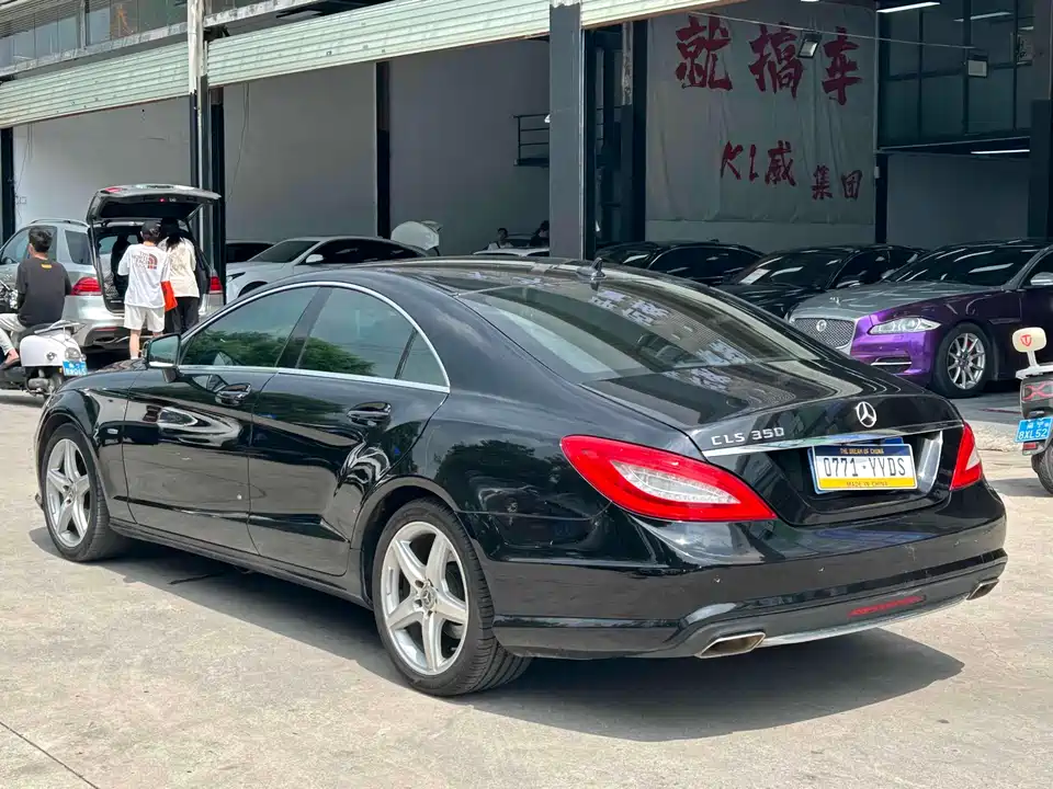 Mercedes-Benz CLS