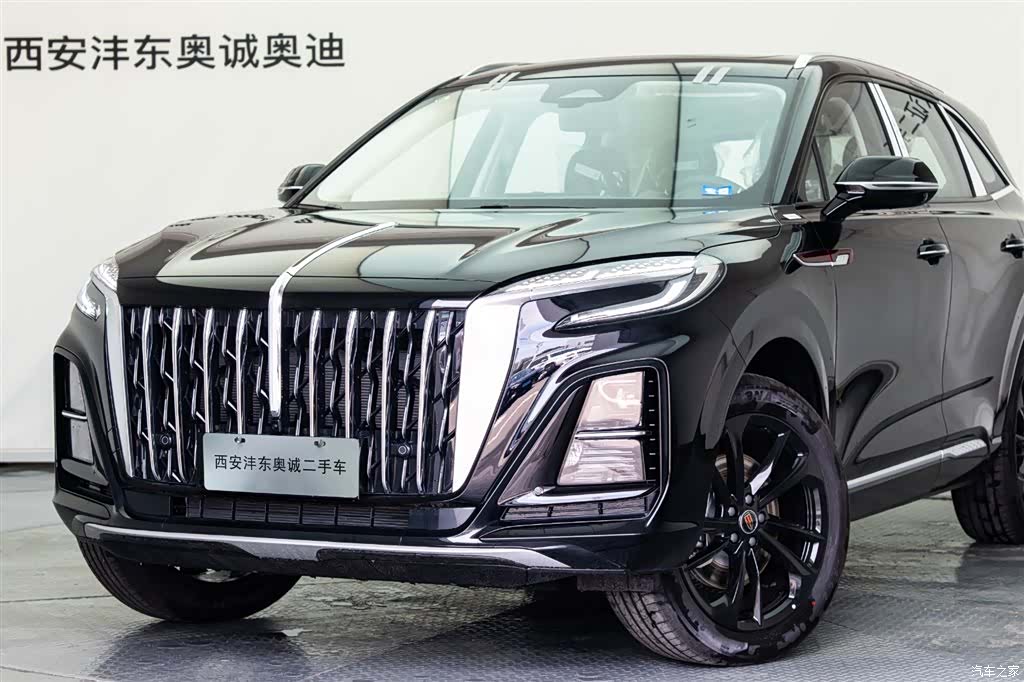 Hongqi HS3, 2025 22