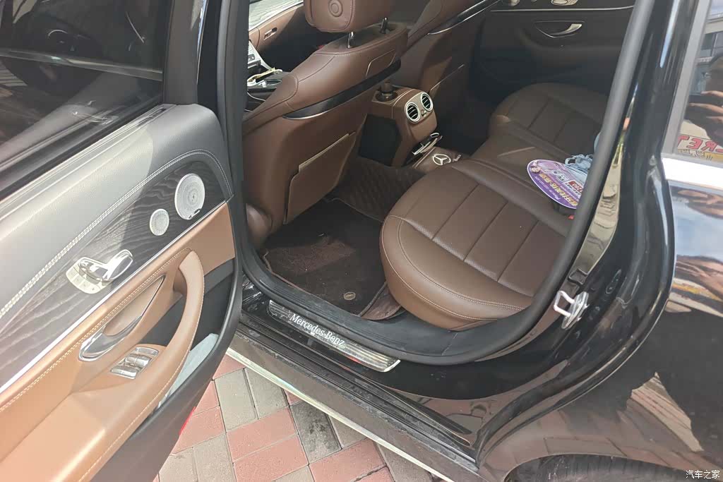 Mercedes-Benz E-Class, 2019 11