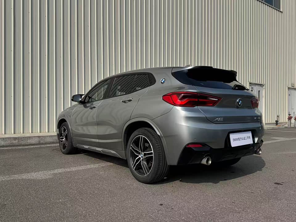 BMW X2