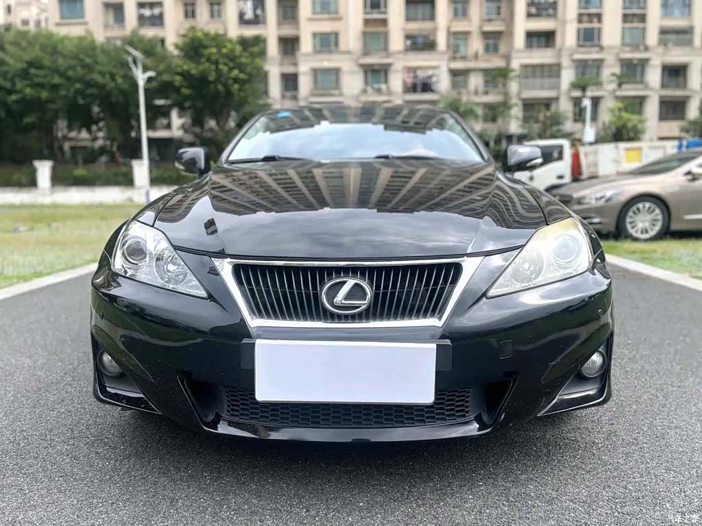 Lexus IS, 2012 2