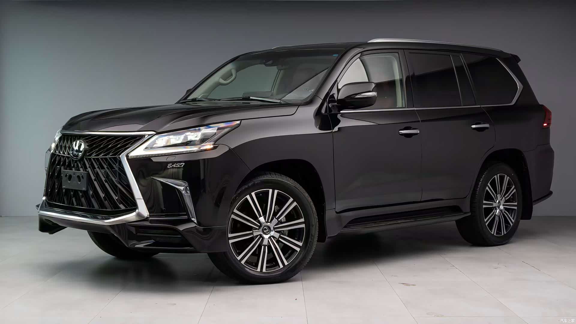 Lexus LX, 2025 2