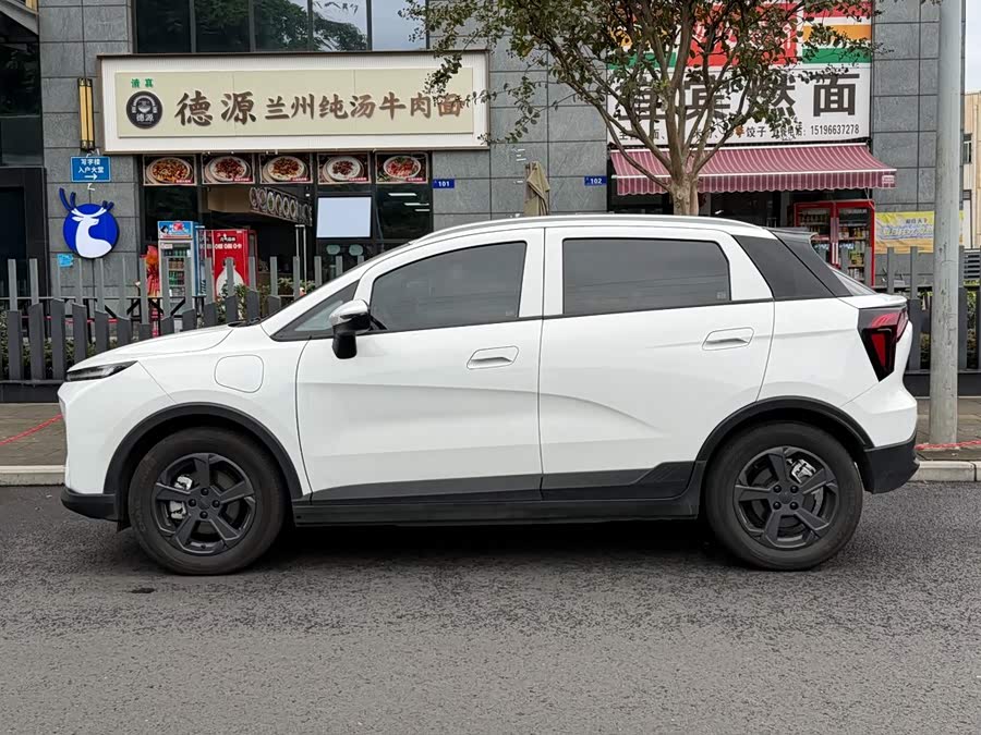 Geely Geometry E Firefly 2024, фото 3