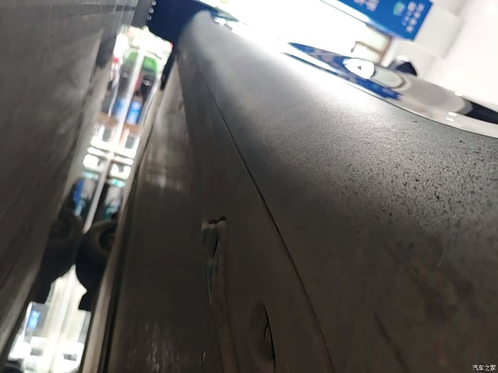 Tesla Model Y, 2023 22