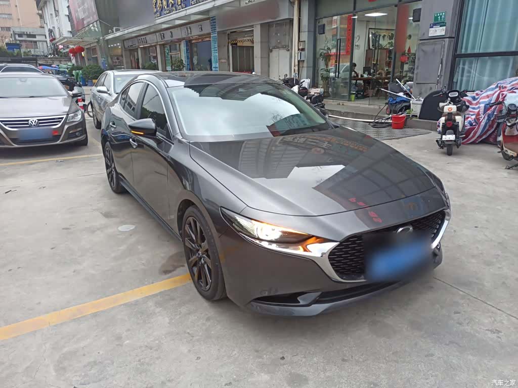 Mazda Mazda3, 2023 22