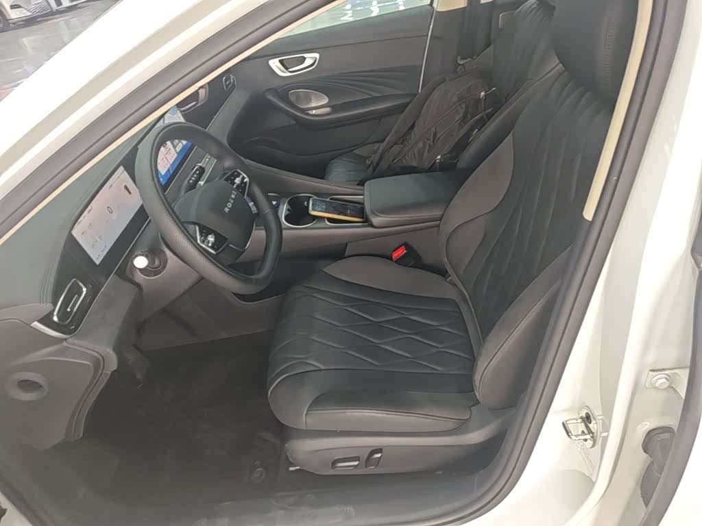 Roewe D7, 2025 15