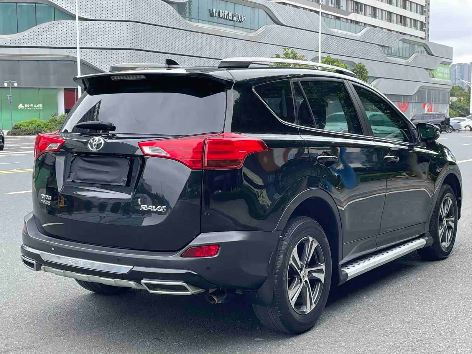Toyota RAV4, 2016 4