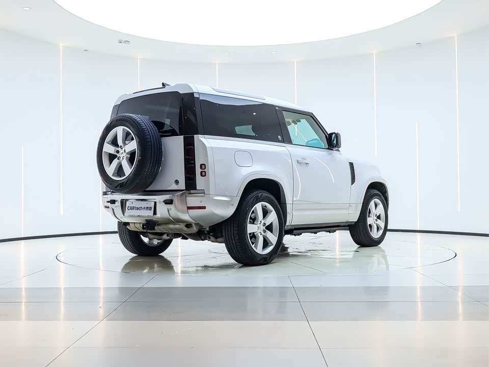Land Rover guard