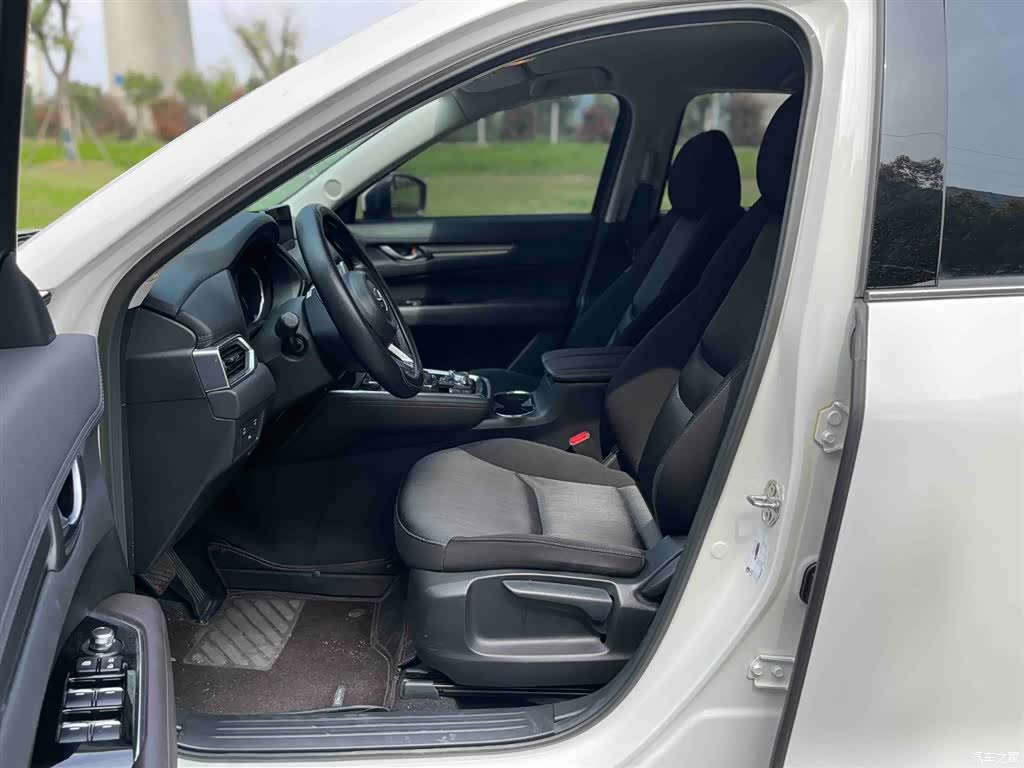 Mazda CX-8, 2021 11