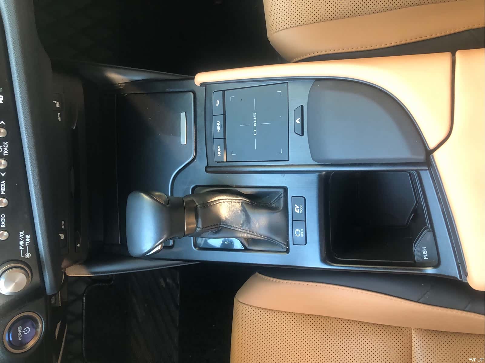 Lexus ES, 2022 19