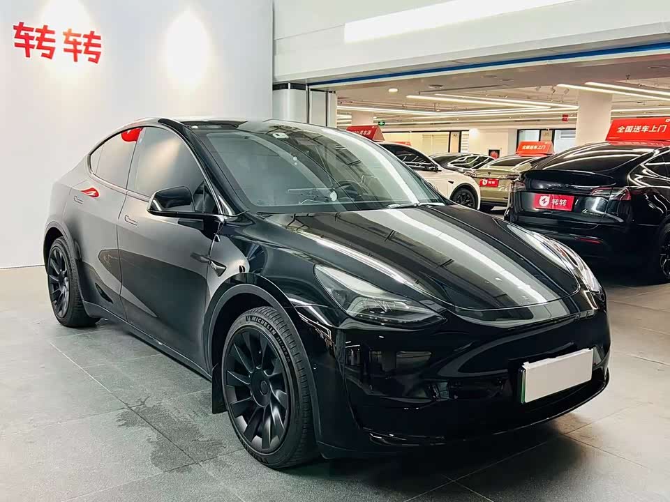 Tesla Model Y Tesla Model Y