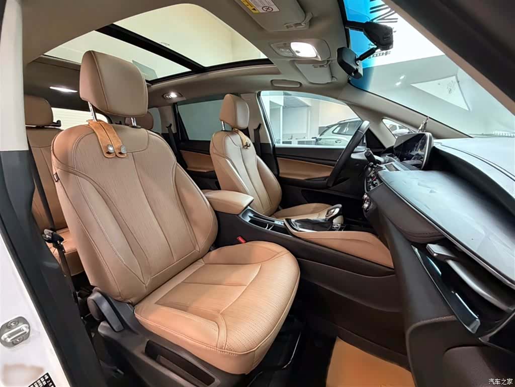 Buick GL6, 2022 6