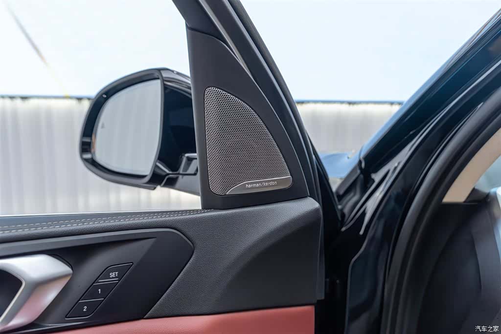 BMW X5, 2023 25