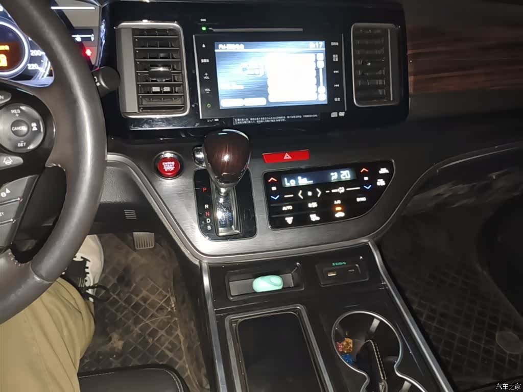 Honda Elysion, 2019 13
