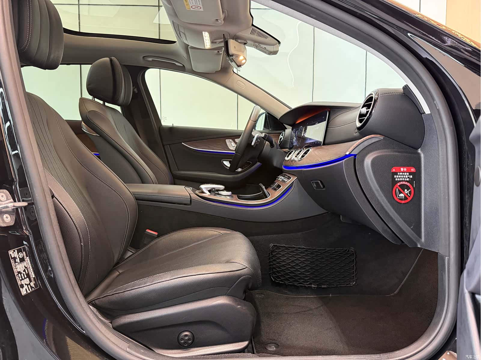 Mercedes-Benz E-Class, 2018 10