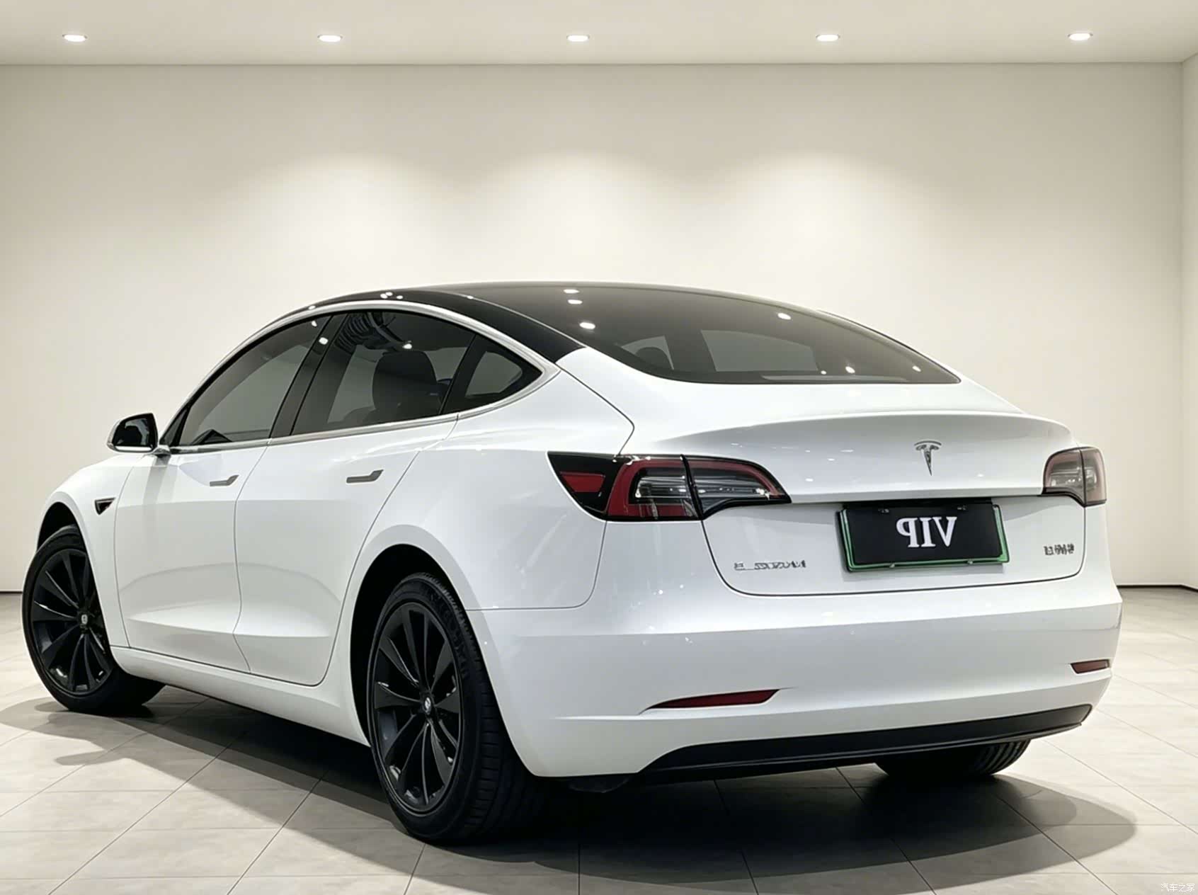 Tesla Model 3, 2021 12