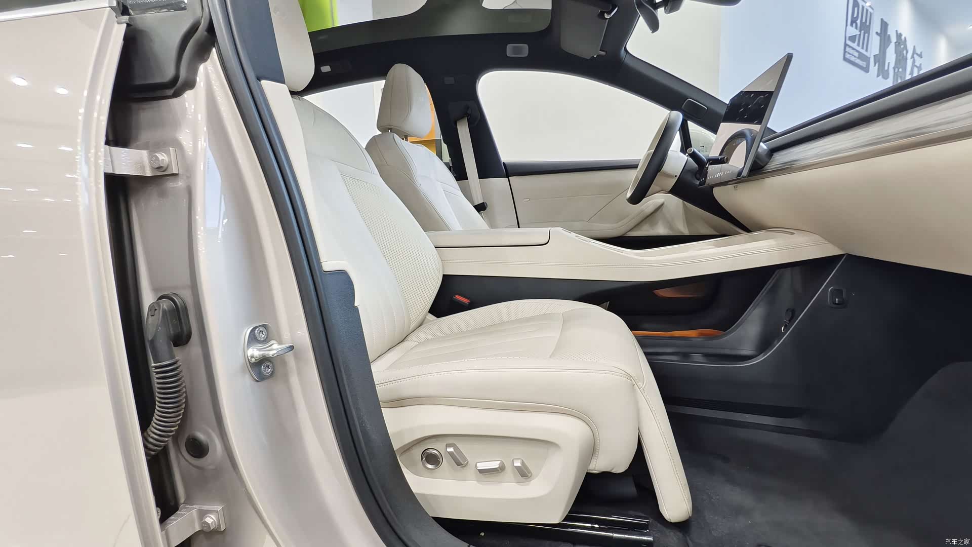 NIO L60, 2025 15