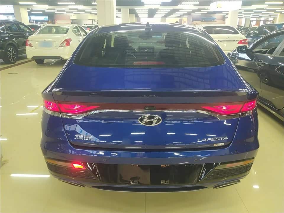 Hyundai Festa