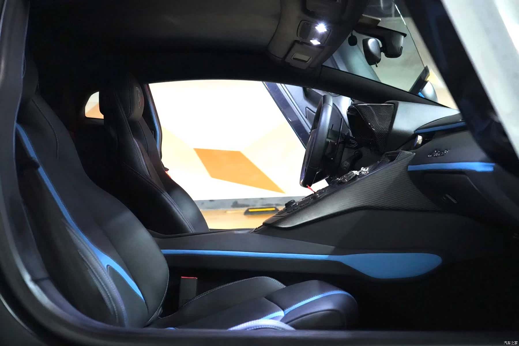 Lamborghini Aventador, 2012 14