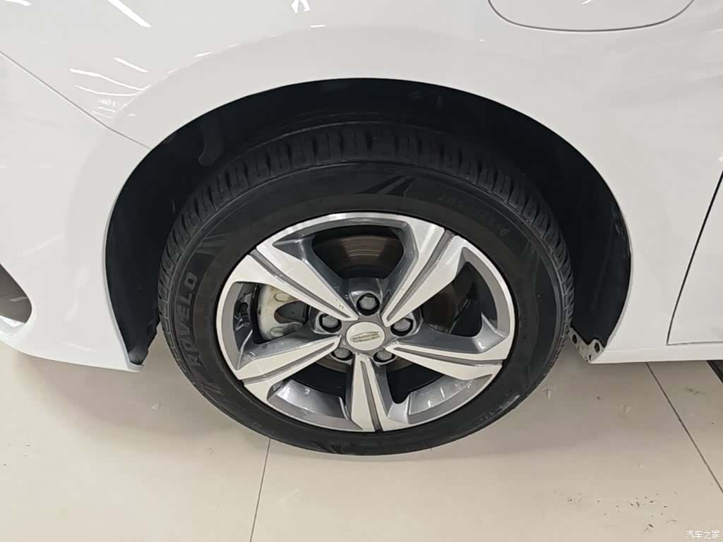 Geely Emgrand, 2023 23