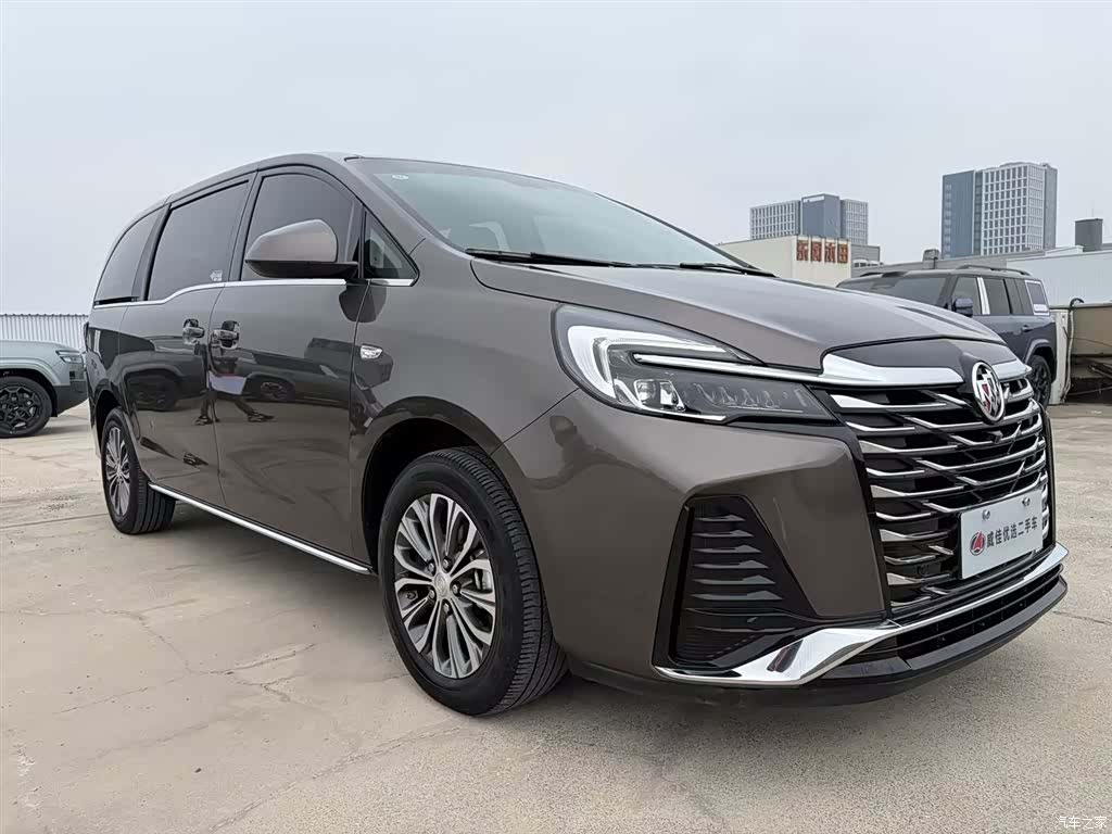 Buick GL8, 2023 3