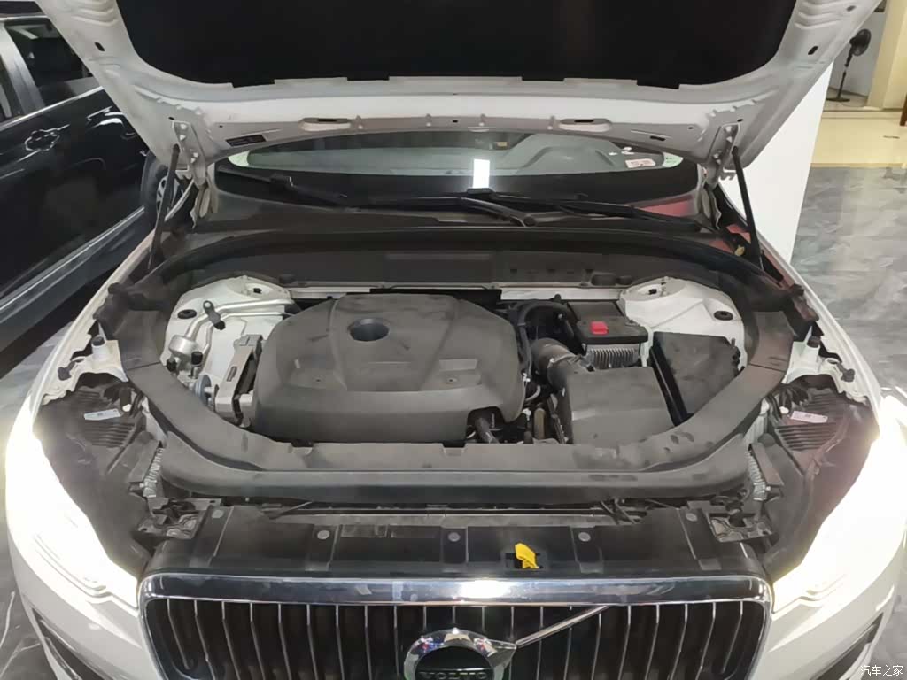 Volvo XC60, 2019 20
