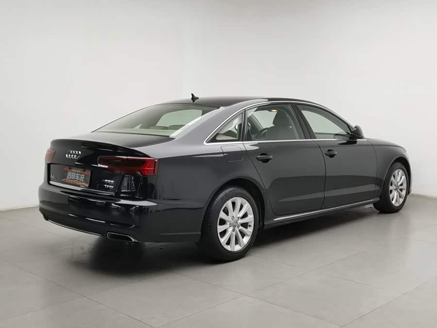 Audi A6L 2016, фото 2
