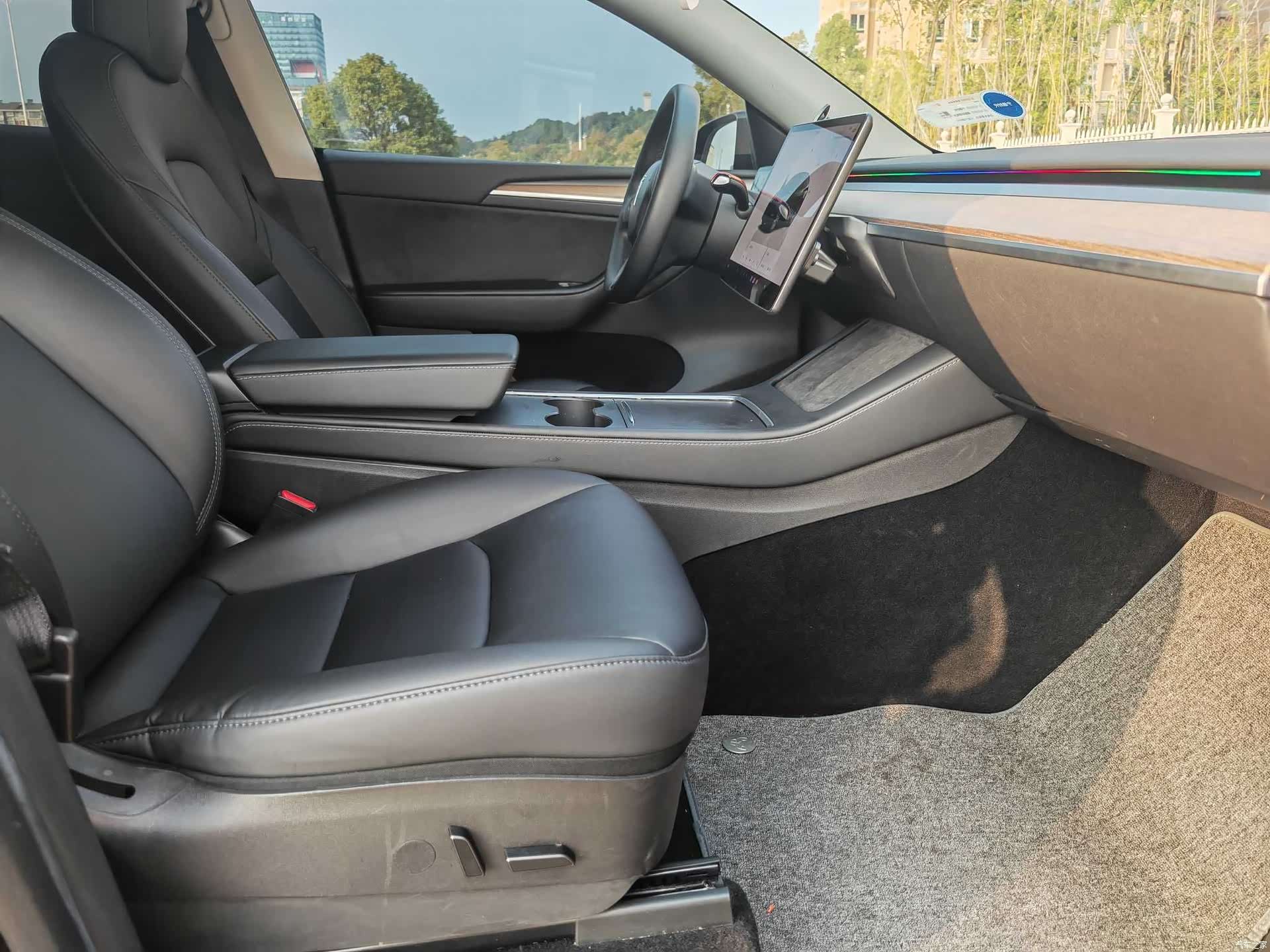 Tesla Model Y, 2022 11