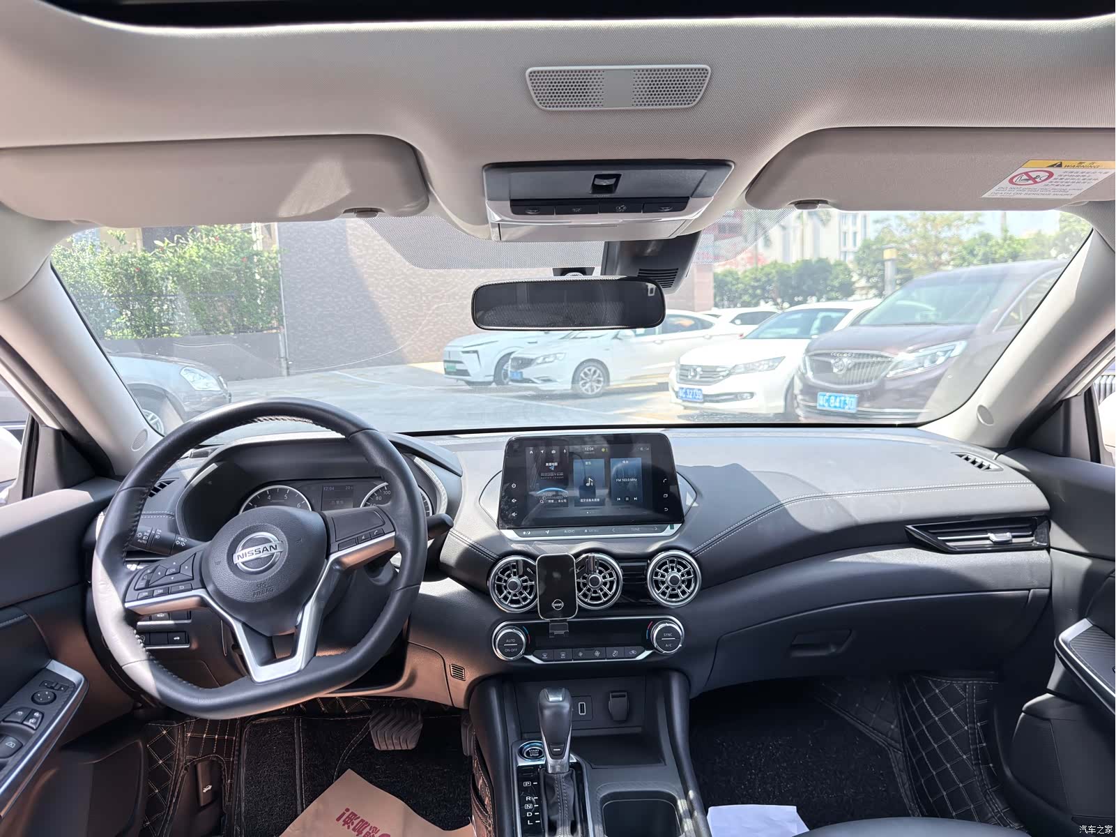 Nissan Sylphy, 2023 все фото