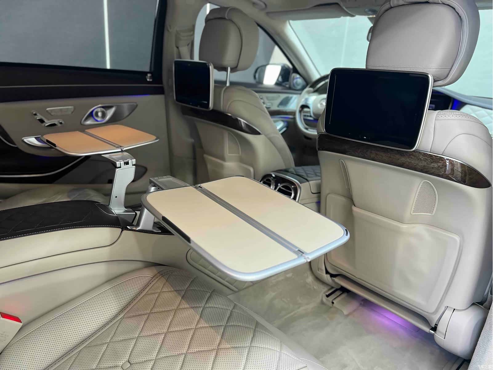 Maybach S-Class, 2015 25